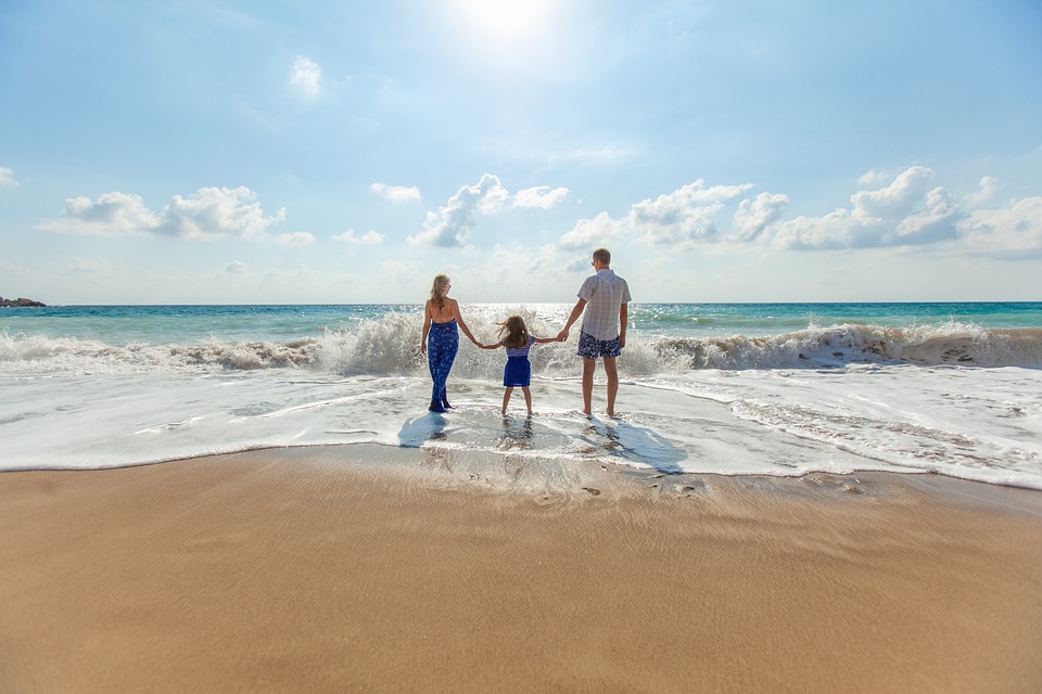 Come organizzare una vacanza con i bambini: consigli utili